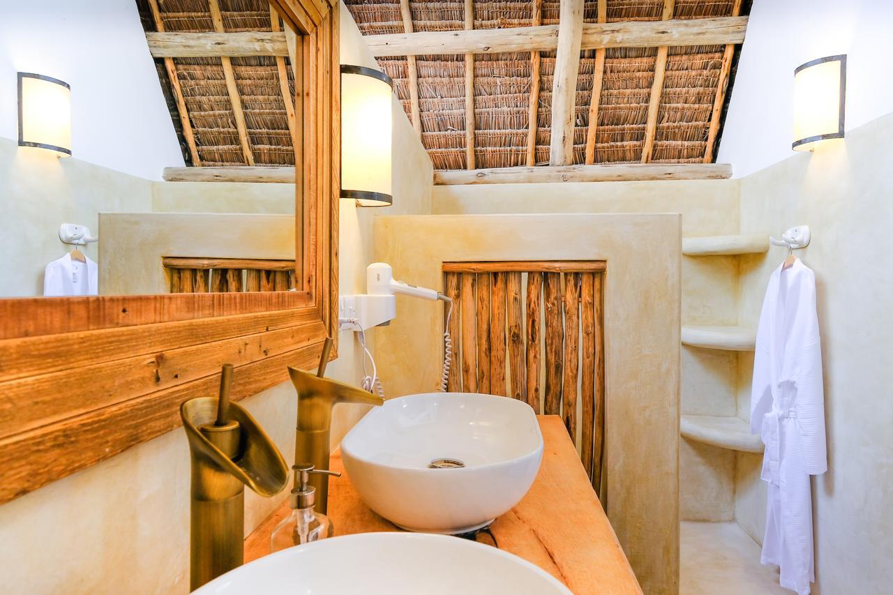 Baladin Zanzibar Beach Hotel Michamvi Exteriör bild